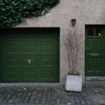 De evolutie van garagedeuren: van praktisch naar stijlvol